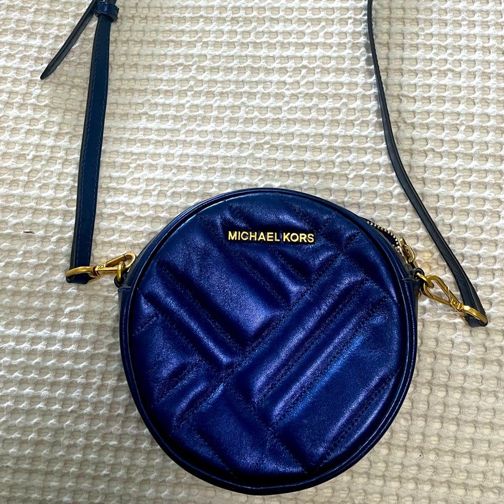 Michael Kors Crossbody LIKE NEW